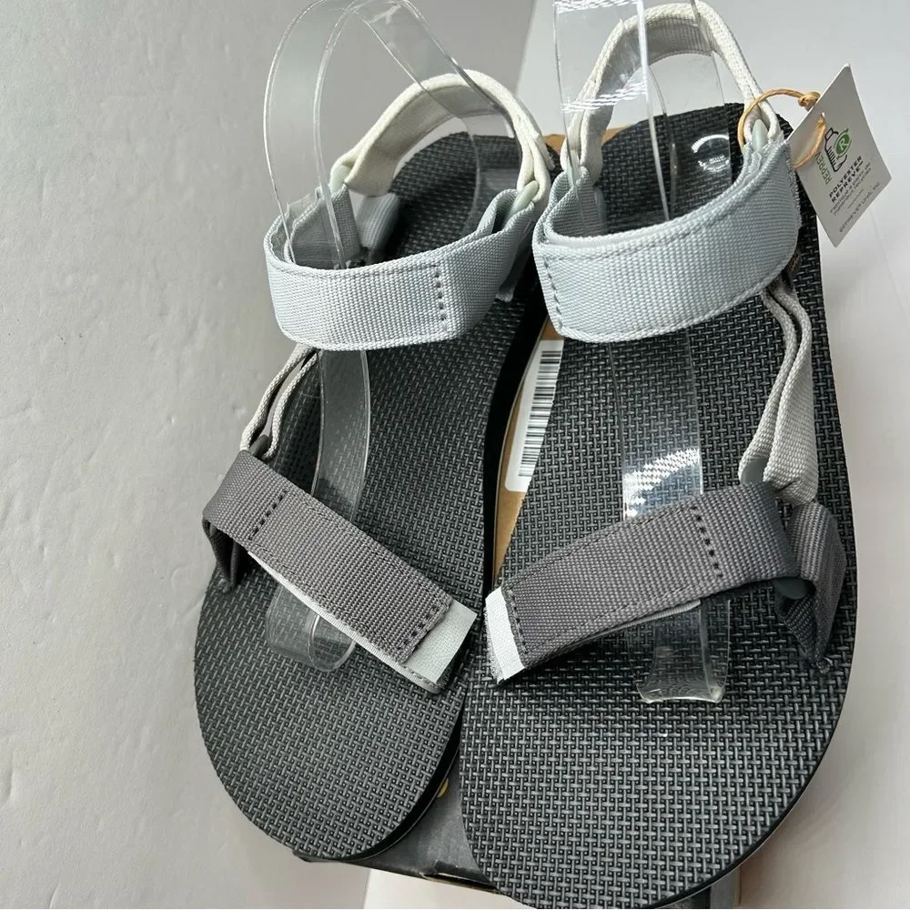Teva Gray and White Sandals men’s 9 original universal ankle strap athletic